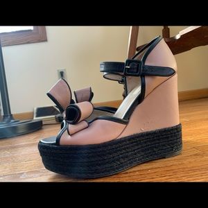 Valentino bow wedge pink and black size 39
